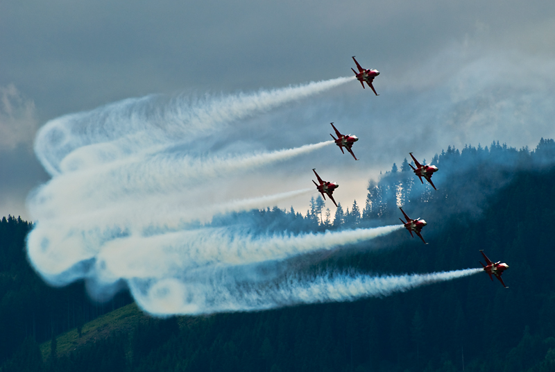 023_AirPower_Patrouille Suisse na F-5E Tiger.jpg